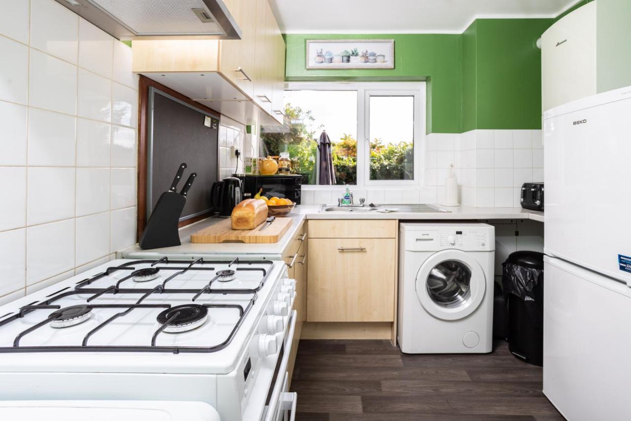 Perfect For Contractors - Canterbury - Free Parking - Ultra Wifi Εξωτερικό φωτογραφία